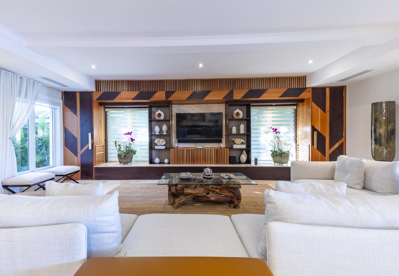 Villa in Punta Cana - Tortuga D8 - Spacious Golf Villa 