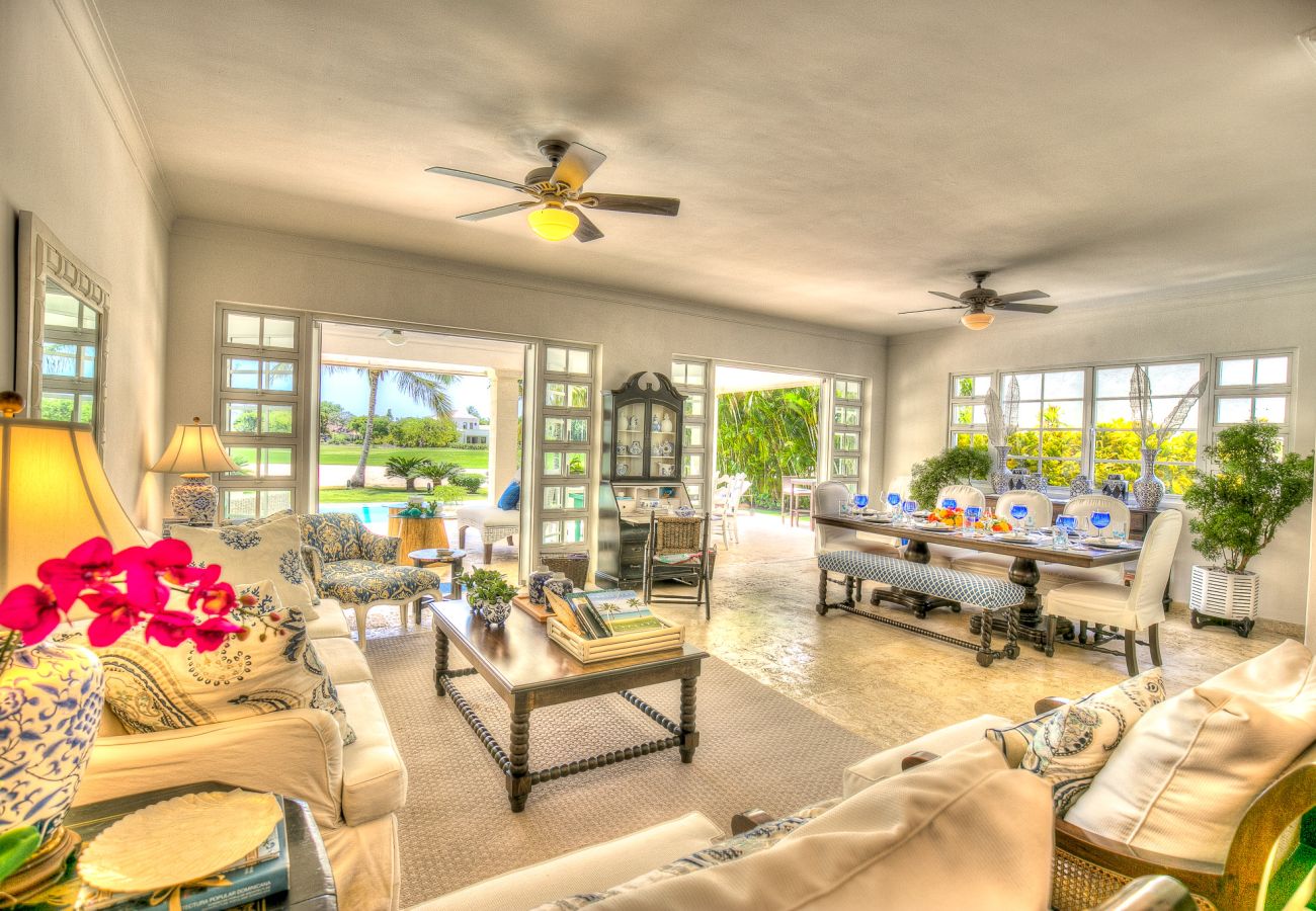 Villa in Punta Cana - Tortuga B10- Luxury Golf View Villa 