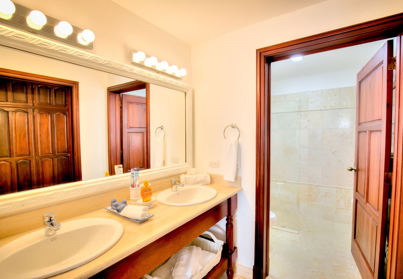 Villa in Punta Cana - Tortuga B10- Luxury Golf View Villa 