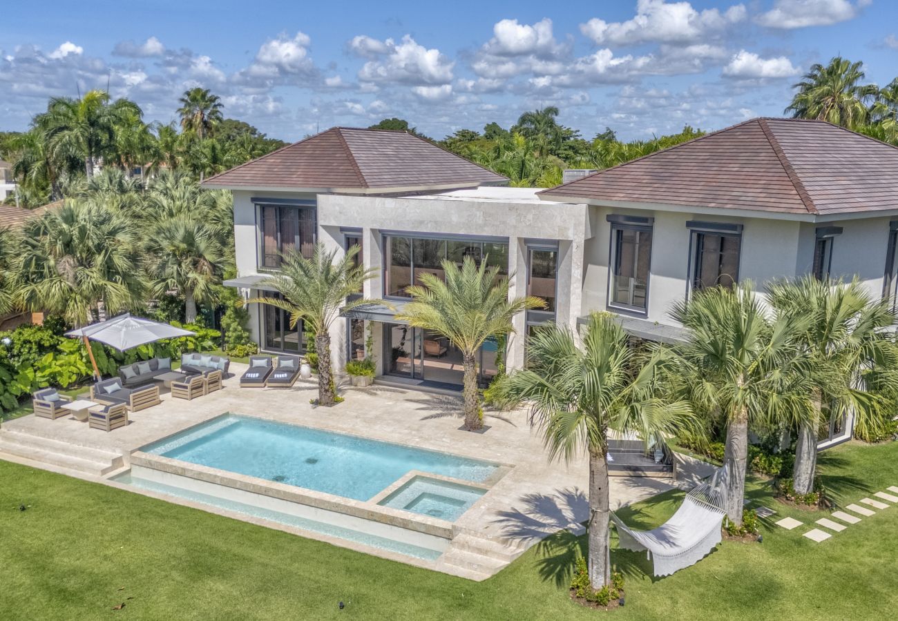 Villa in Punta Cana - Tortuga C9 - Charming Golf View Villa 