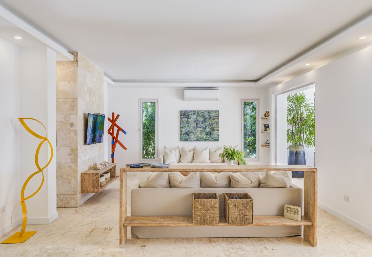 Villa in Punta Cana - Tortuga B19 - Beautiful Golf & Ocean View Villa 