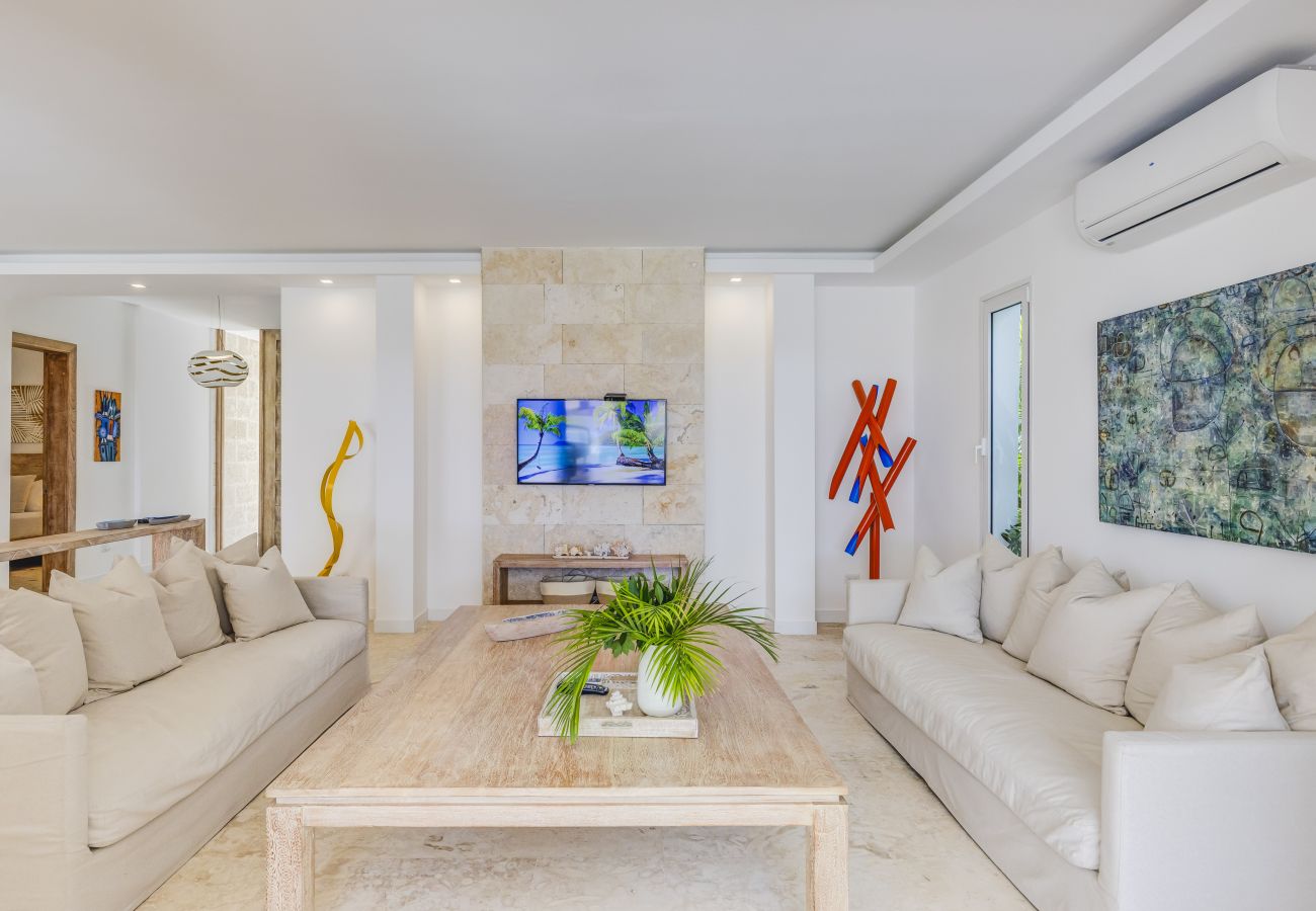 Villa in Punta Cana - Tortuga B19 - Beautiful Golf & Ocean View Villa 