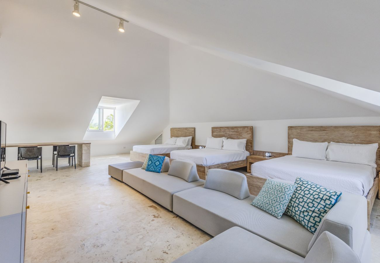 Villa in Punta Cana - Tortuga B19 - Beautiful Golf & Ocean View Villa 