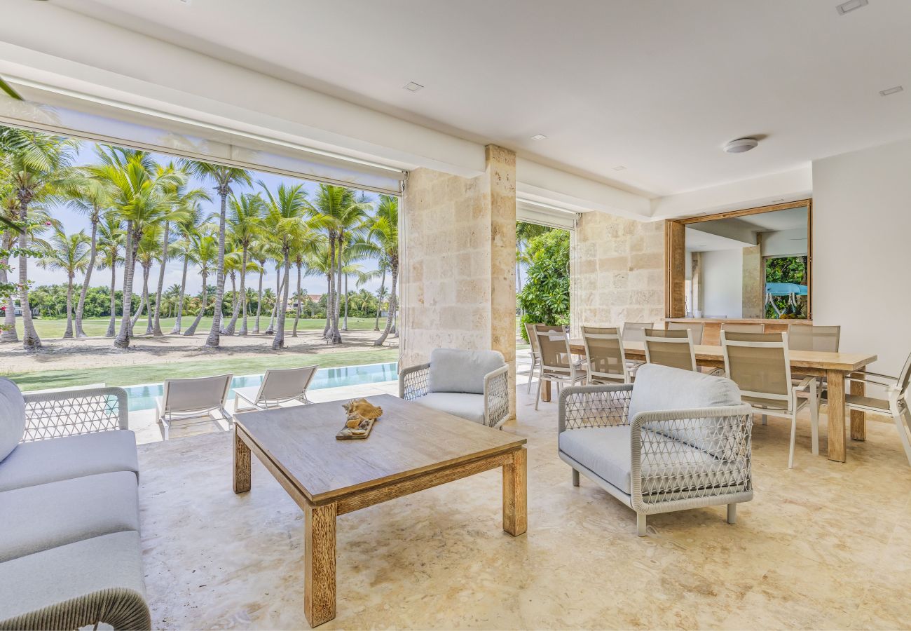 Villa in Punta Cana - Tortuga B19 - Beautiful Golf & Ocean View Villa 