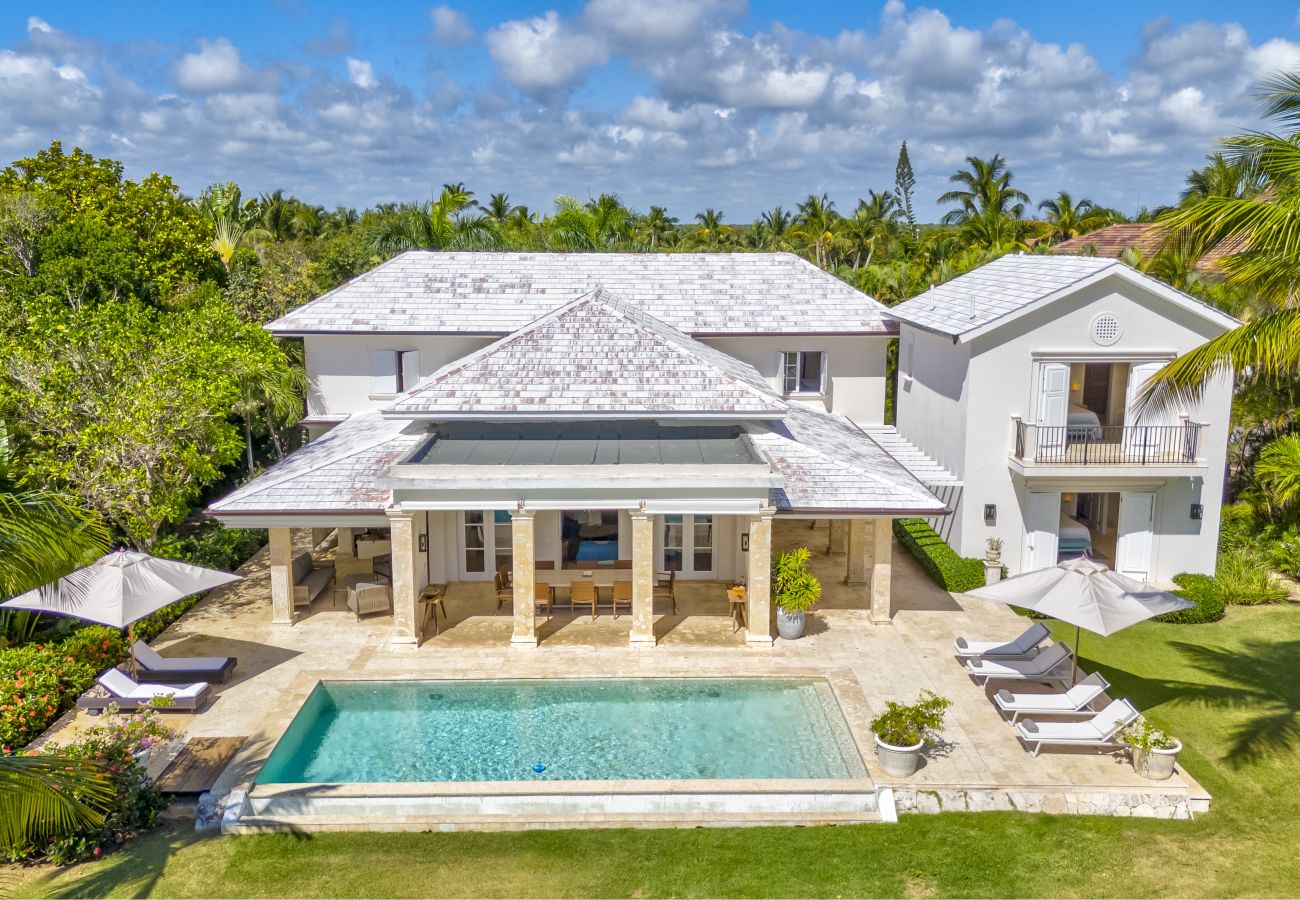 Villa in Punta Cana - Tortuga B28 Beautiful Golf & Sea View Villa 