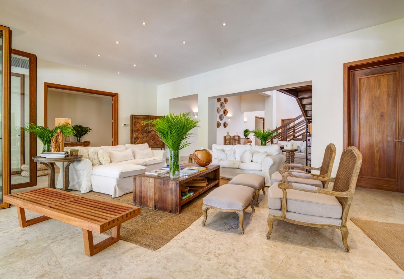 Villa in Punta Cana - Tortuga C41 - Colonial - Style Villa With Golf View