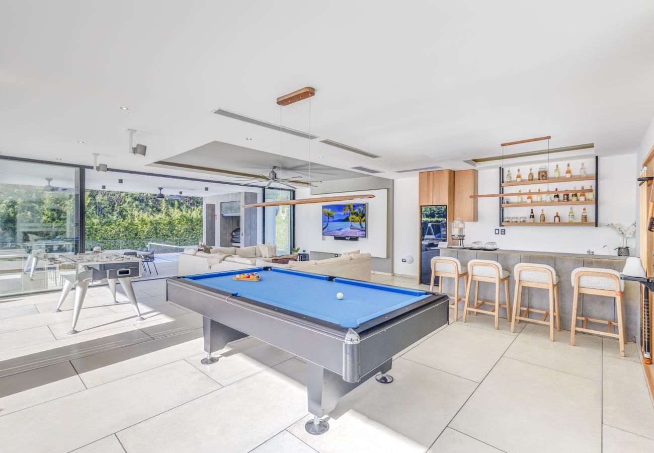 Villa in Punta Cana - Yarari Royale - Modern & Minimalistic Masterpiece