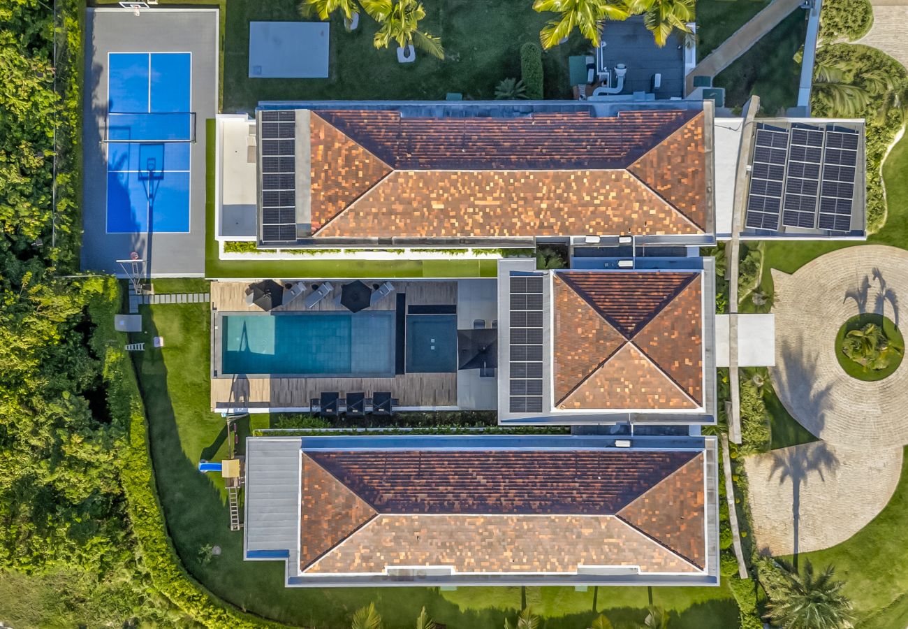 Villa in Punta Cana - Yarari Royale - Modern & Minimalistic Masterpiece