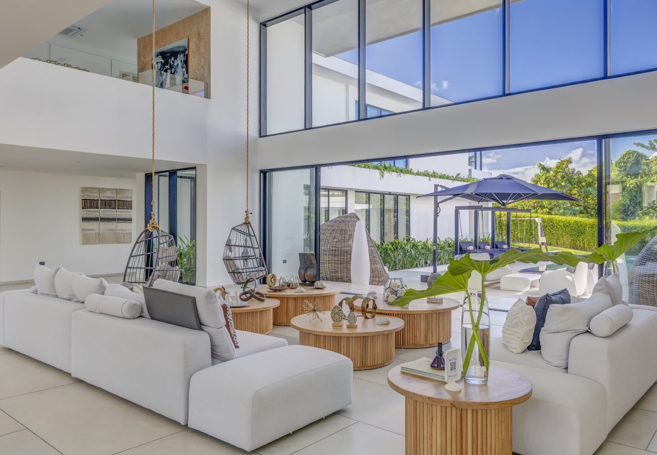 Villa in Punta Cana - Yarari Royale - Modern & Minimalistic Masterpiece