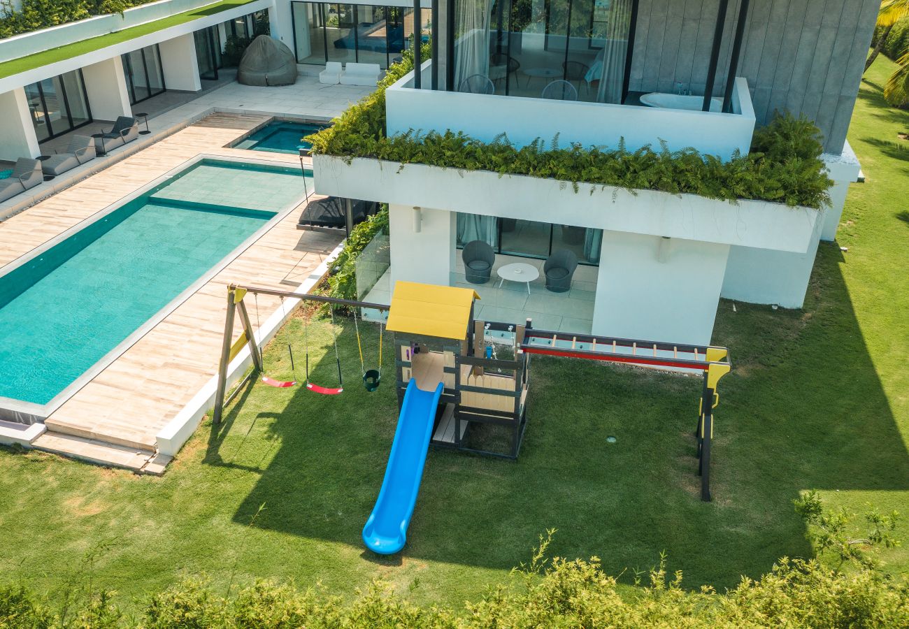 Villa in Punta Cana - Yarari Royale - Modern & Minimalistic Masterpiece