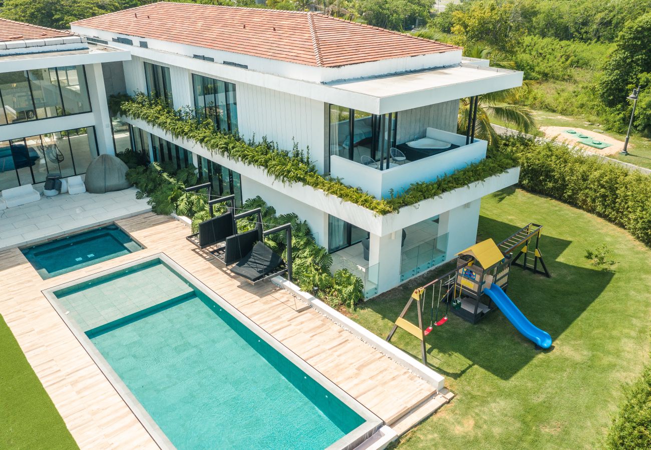 Villa in Punta Cana - Yarari Royale - Modern & Minimalistic Masterpiece