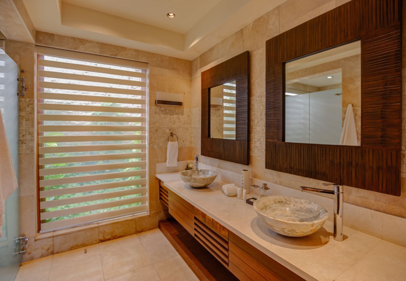 Villa in Punta Cana - Cayuco 3 - Golf View Villa at Cap Cana