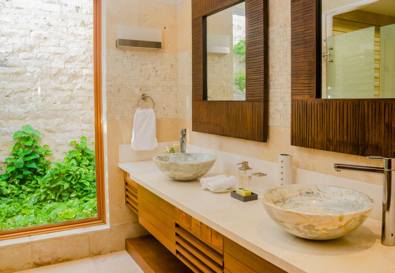 Villa in Punta Cana - Cayuco 3 - Golf View Villa at Cap Cana