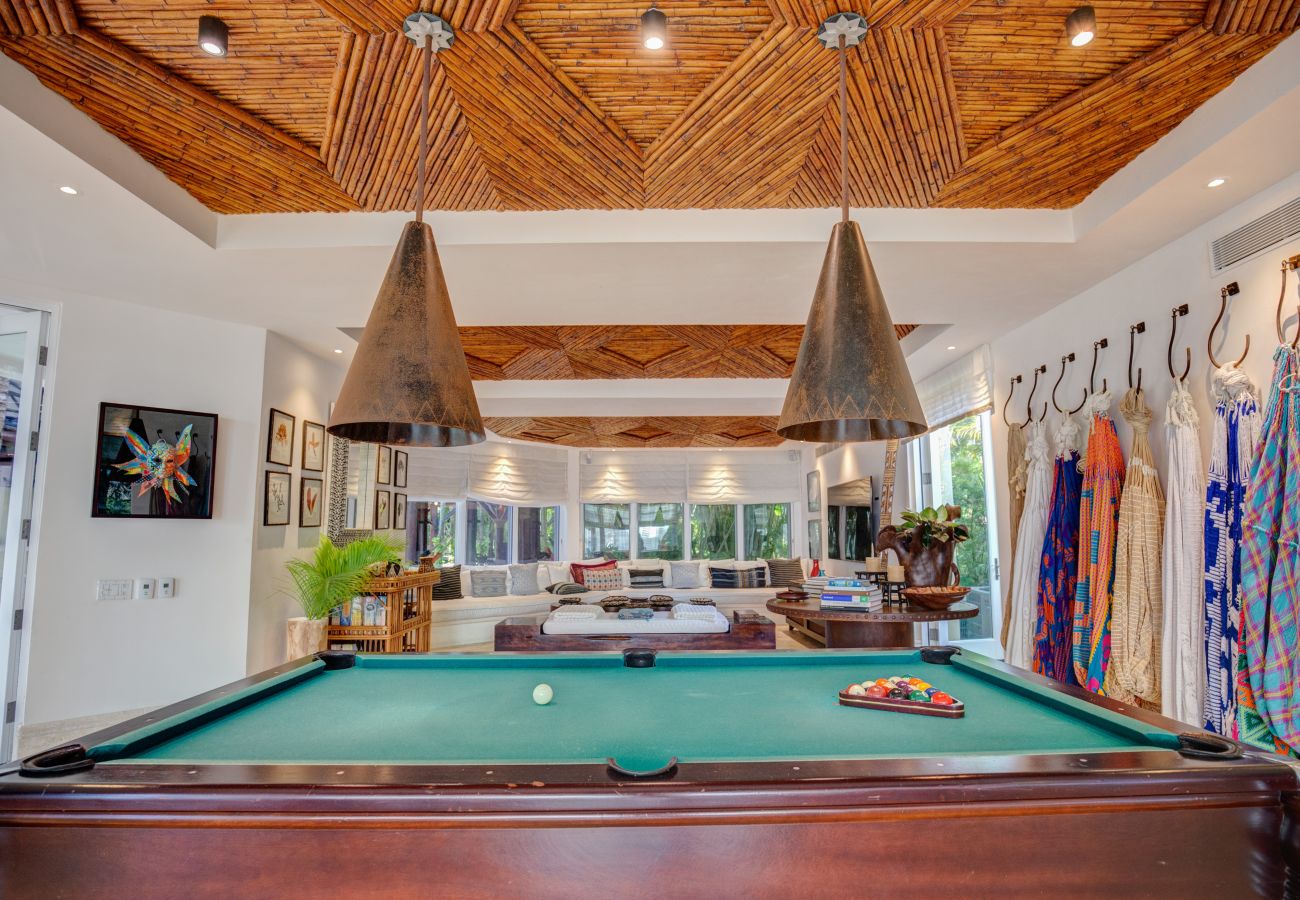 Villa in Punta Cana - Las Hamacas Stunning Beachfront Villa At Cap Cana