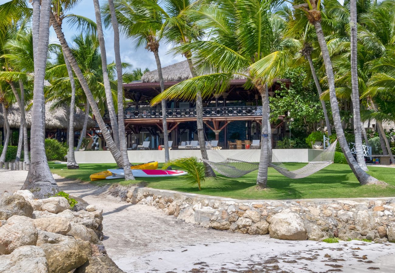 Villa in Punta Cana - Las Hamacas Stunning Beachfront Villa At Cap Cana