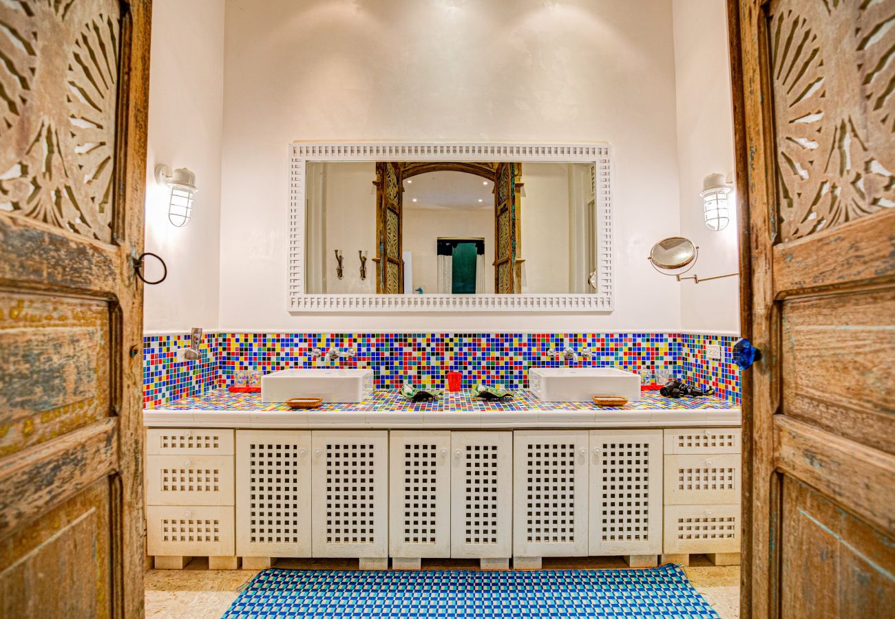 Villa in Punta Cana - Las Hamacas Stunning Beachfront Villa At Cap Cana