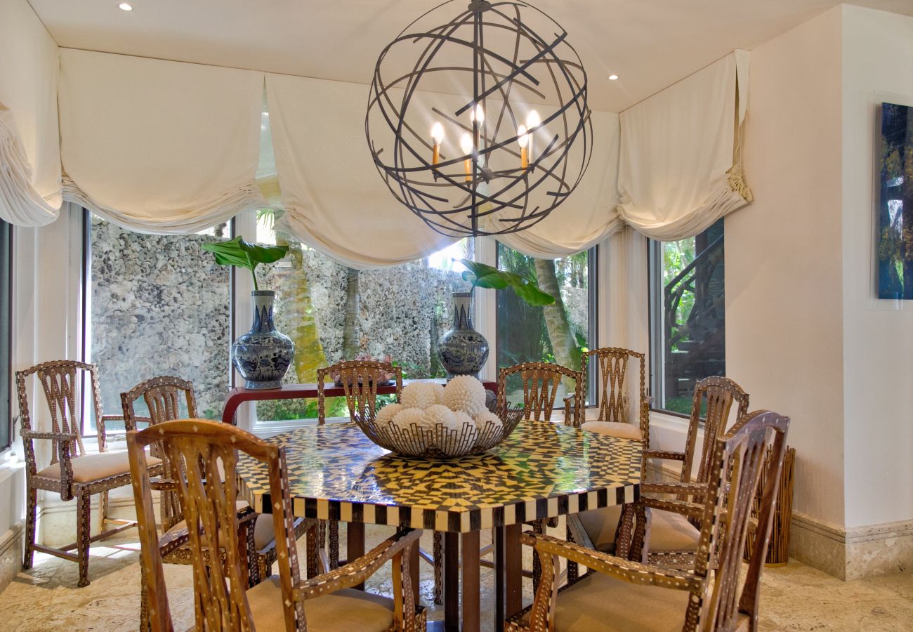 Villa in Punta Cana - Las Hamacas Stunning Beachfront Villa At Cap Cana