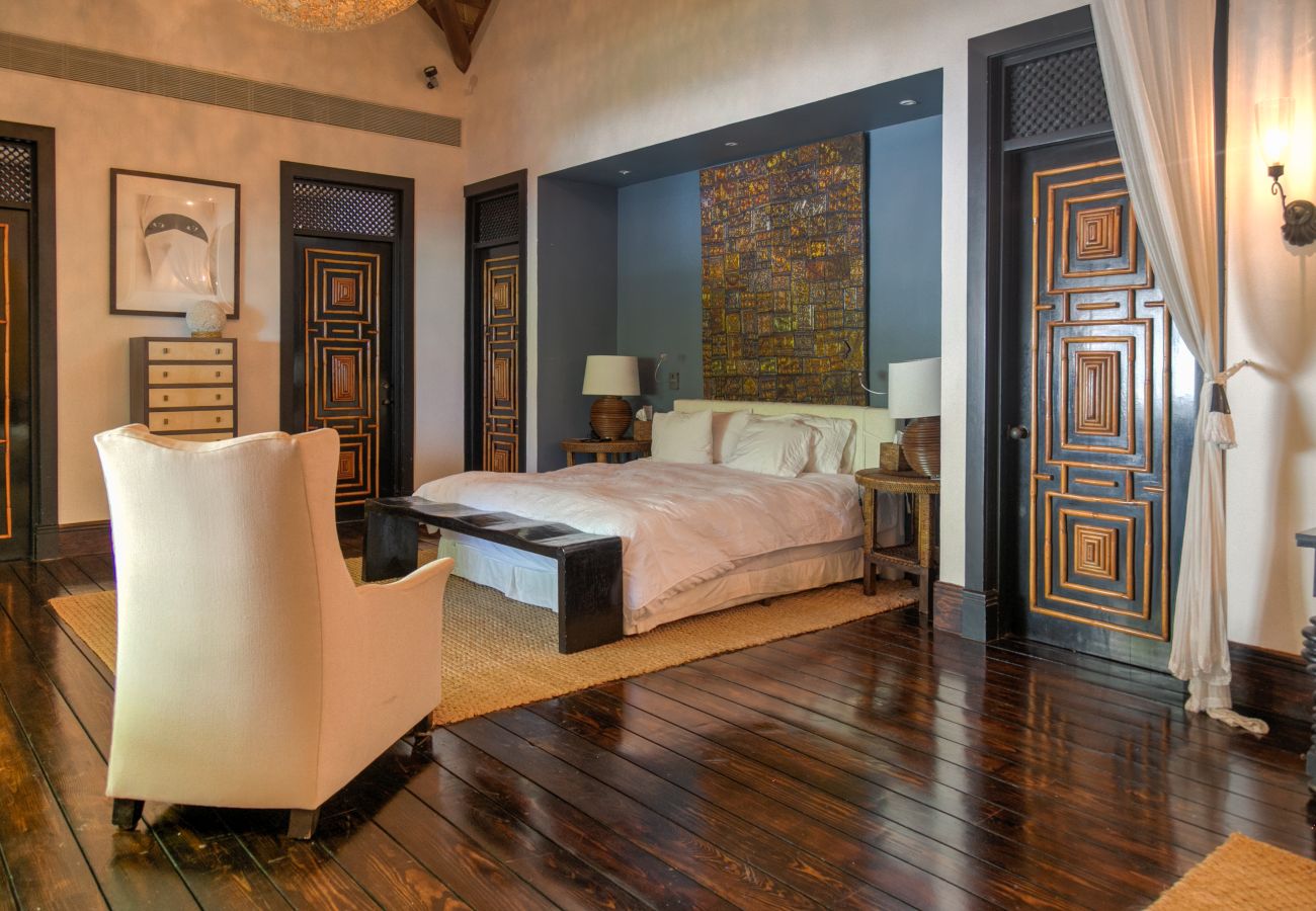 Villa in Punta Cana - Las Hamacas Stunning Beachfront Villa At Cap Cana