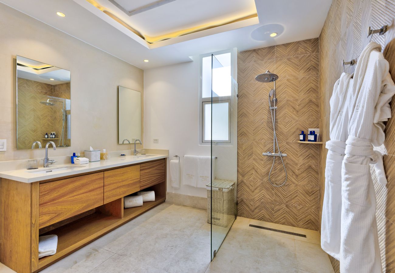 Villa in Punta Cana - Founders Villa - Exquisit Villa In Eden Roc Cap Cana 