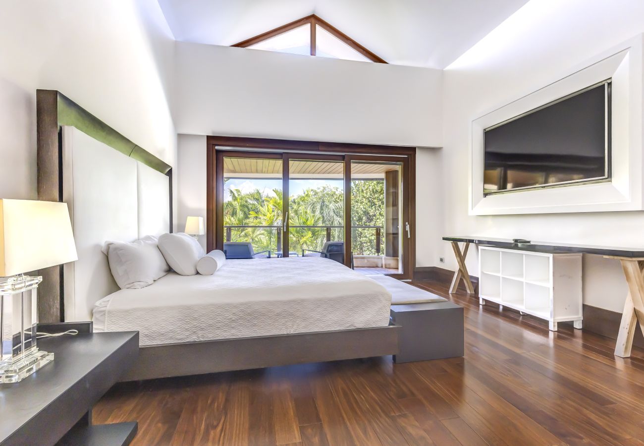 Villa in Punta Cana - Blue Oasis - Beachfront With Breathtaking Views 