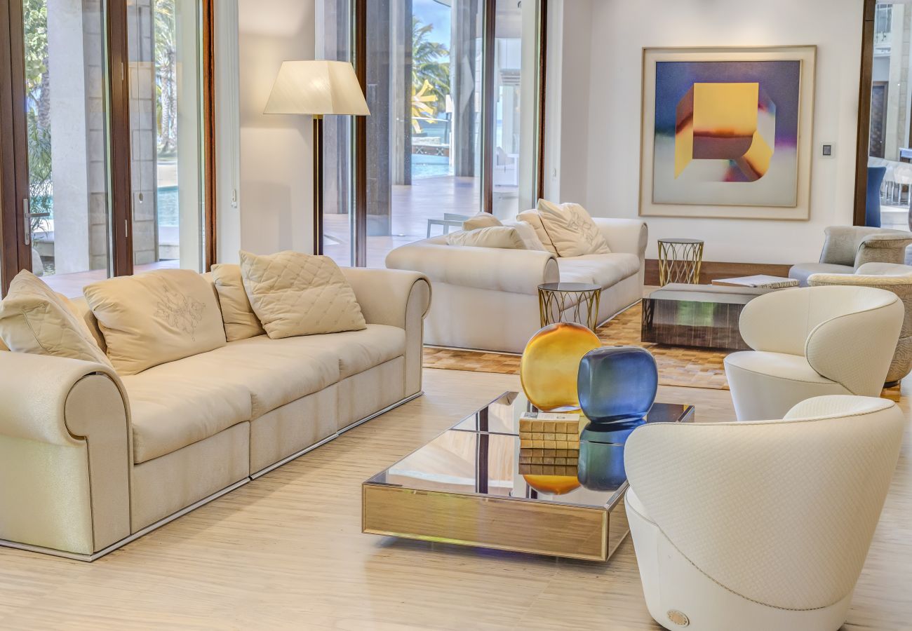 Villa in Punta Cana - Blue Oasis - Beachfront With Breathtaking Views 