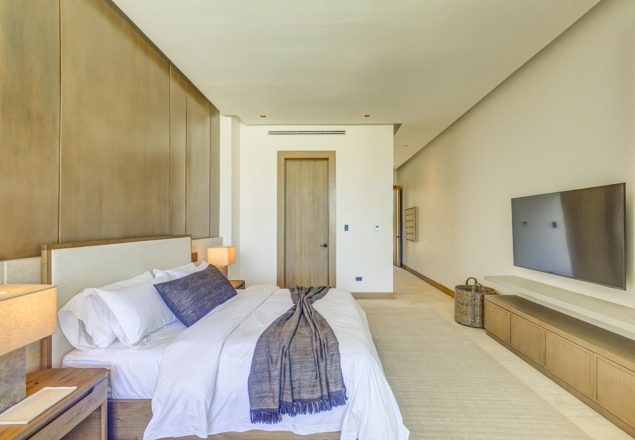 Villa in Punta Cana - Casa del Mar - Cap Cana Beachfront Masterpiece 