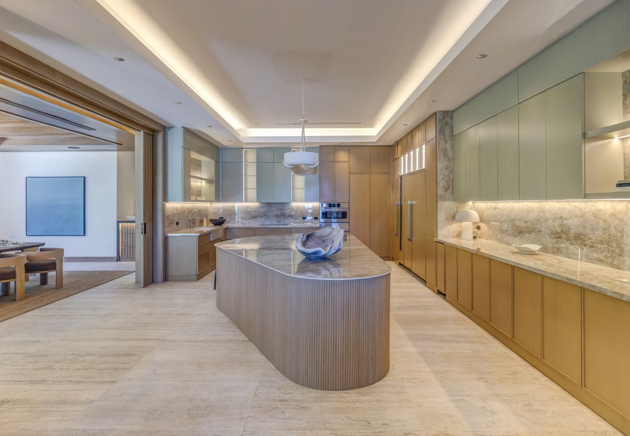 Villa in Punta Cana - Casa del Mar - Cap Cana Beachfront Masterpiece 