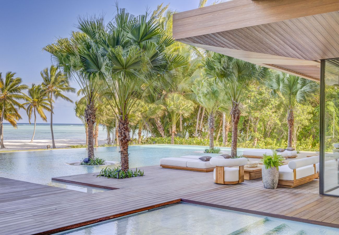 Villa in Punta Cana - Casa del Mar - Cap Cana Beachfront Masterpiece 