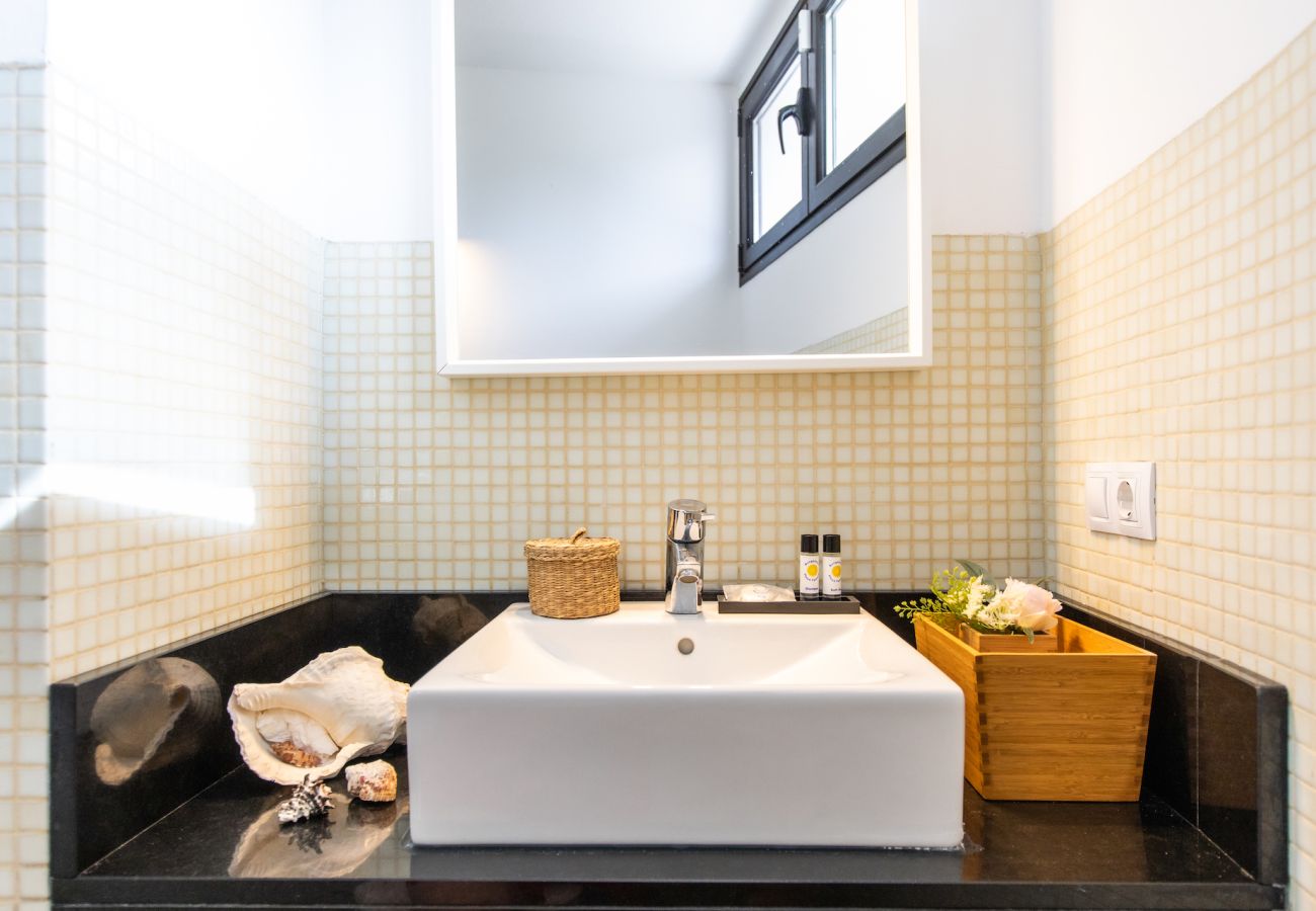 Bungalow in  Famara - Famara Sunset Bungalow