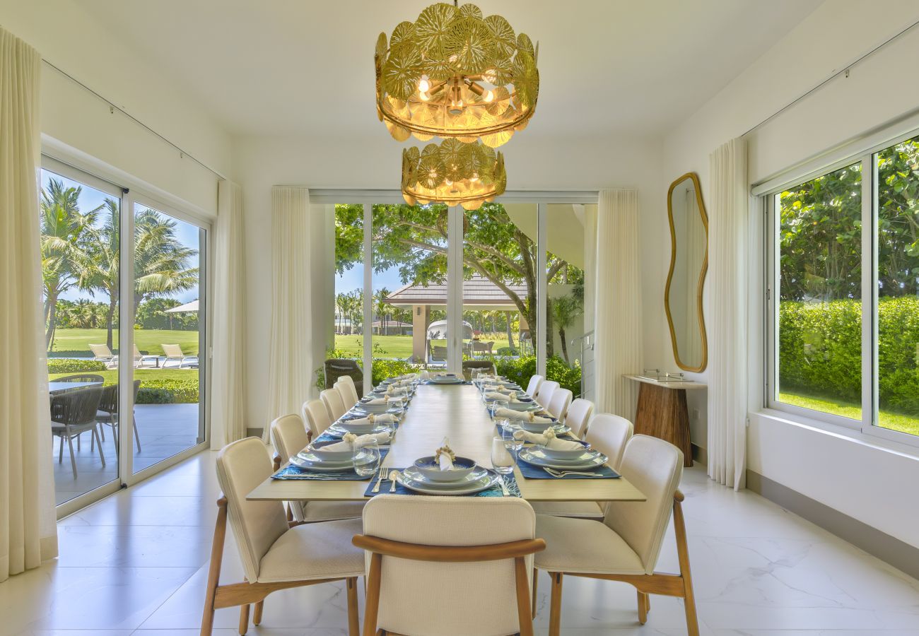Villa in Punta Cana - Villa Mariposa | Luxury Golffront Villa in Punta Cana