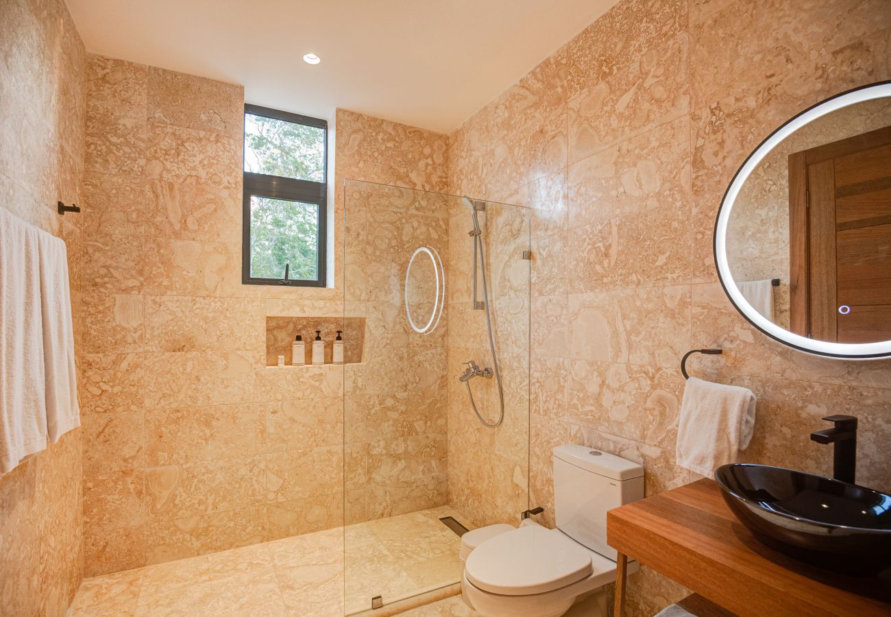 Villa in Adeje - Deluxe Emerald Coast Villa