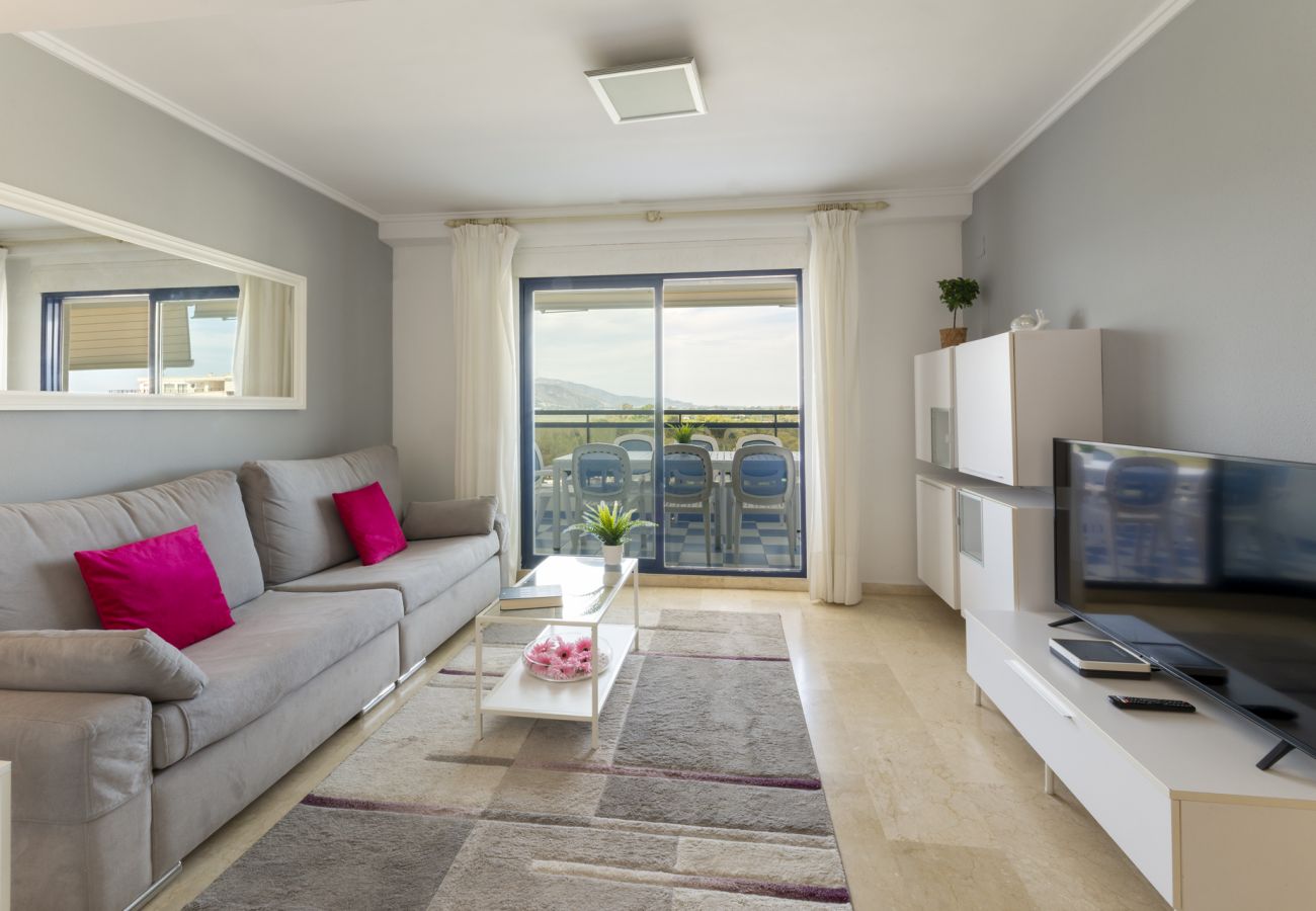 Appartamento a Playa de Gandía - Appartamento con piscina / wifi / barbecue. Decorazione moderna Ideale per le famiglie.