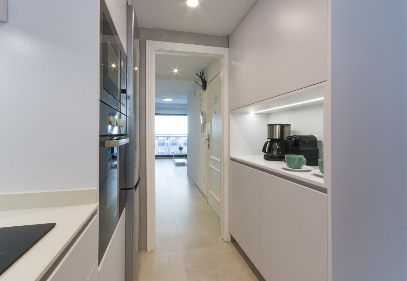 Appartamento a Playa de Gandía - Appartamento con piscina / wifi / barbecue. Decorazione moderna Ideale per le famiglie.