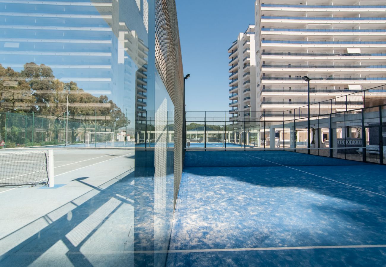 Appartamento a Playa de Gandía - Appartamento arredato in stile moderno, con wifi, piscine, area per bambini