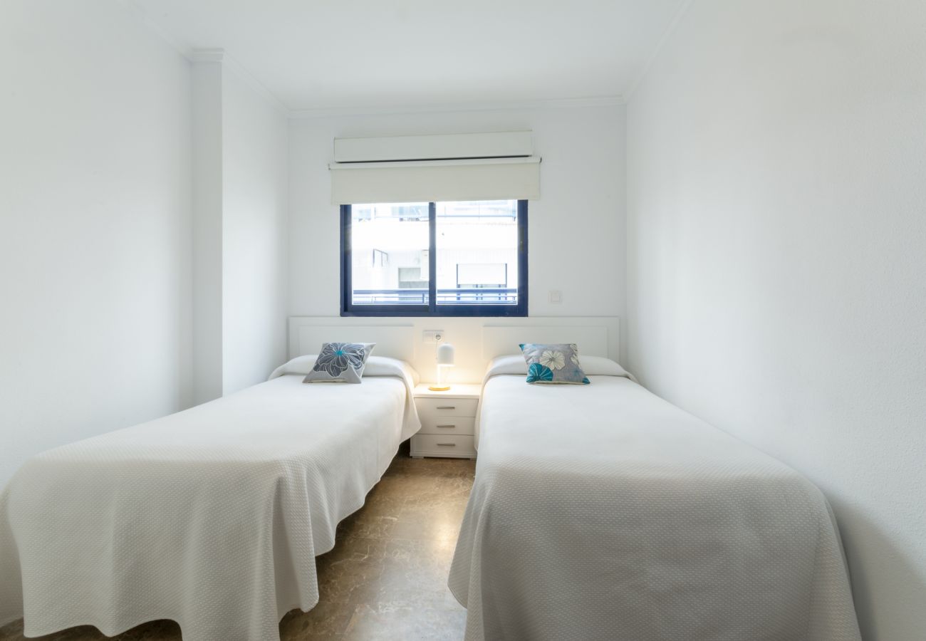 Appartamento a Playa de Gandía - Grazioso appartamento familiare vicino alla spiaggia. Piscina / Wifi