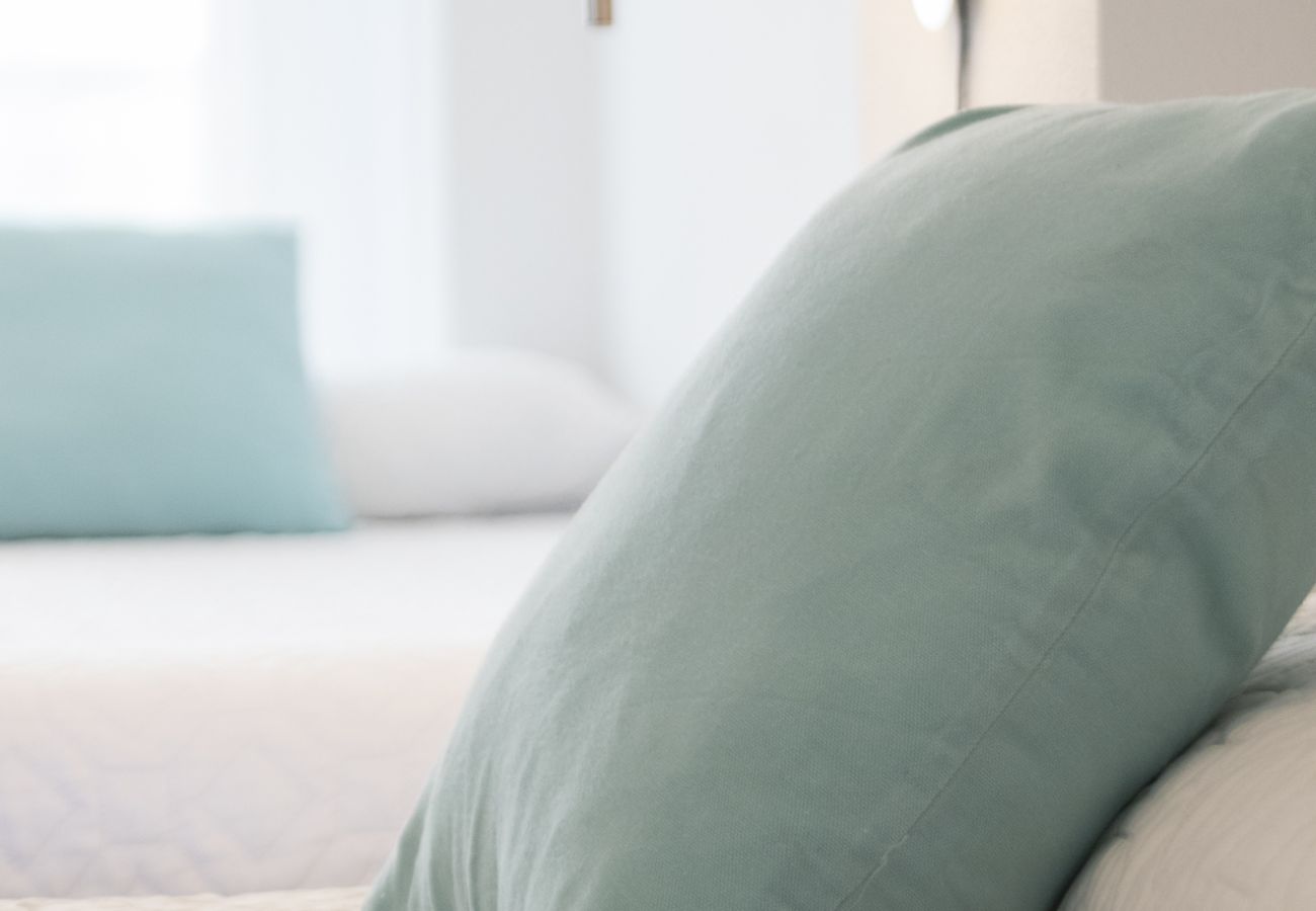 Appartamento a Playa de Gandía - Incredibile appartamento in stile moderno, wifi, piscine, parco giochi, barbecue