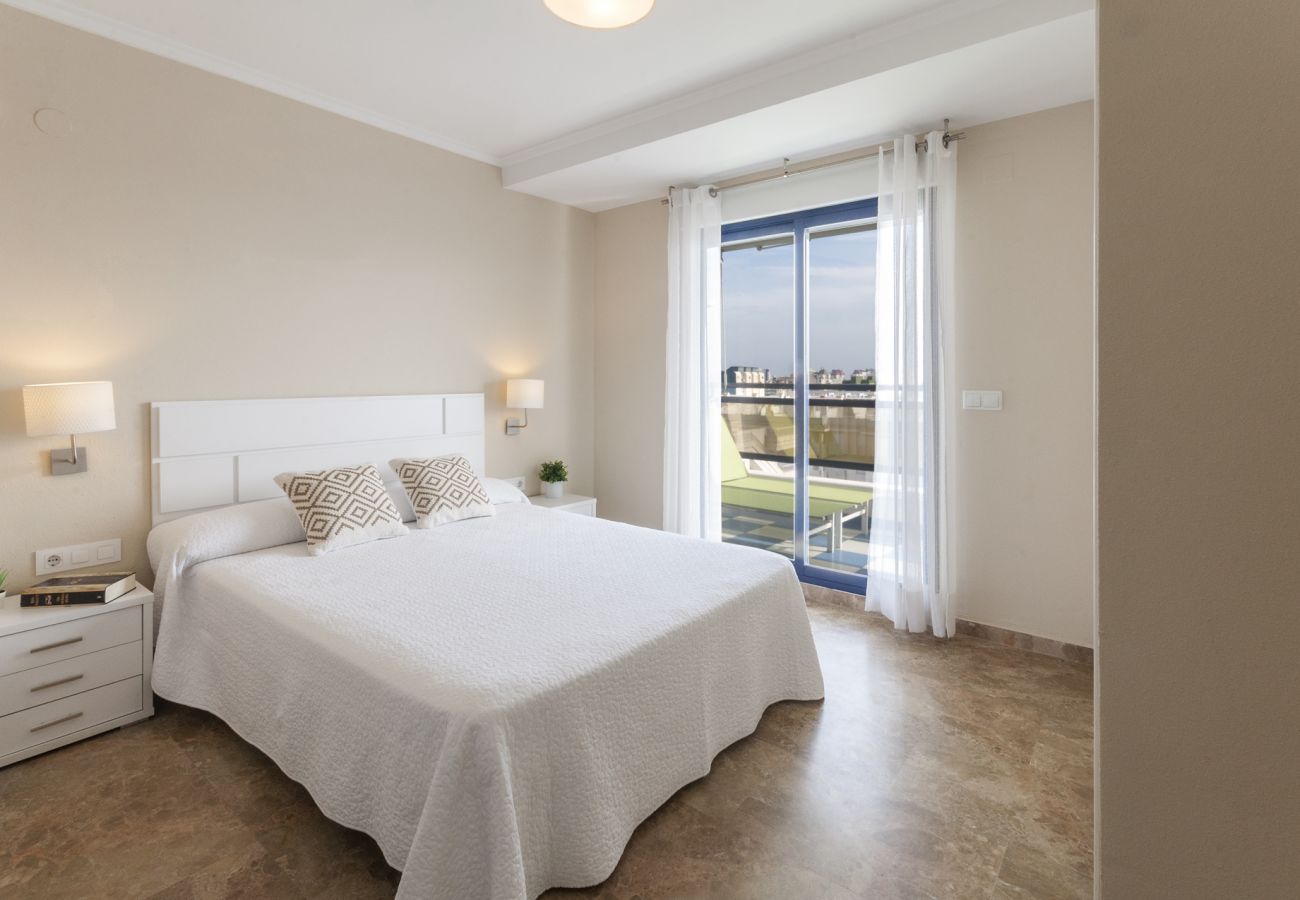 Appartamento a Playa de Gandía - Appartamento con decorazioni moderne. Ideale per le famiglie.