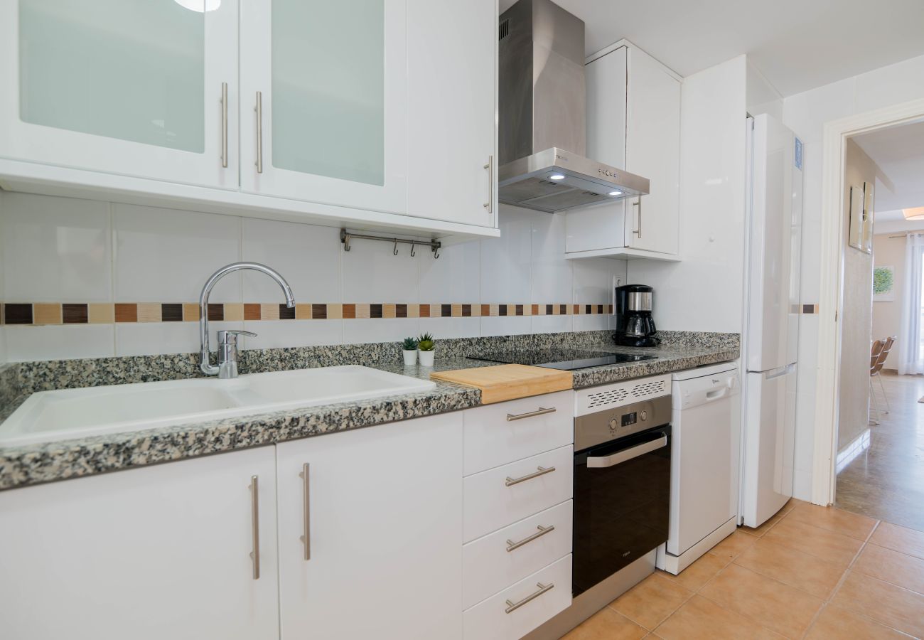 Appartamento a Playa de Gandía - Appartamento con decorazioni moderne - Affitto solo per famiglie
