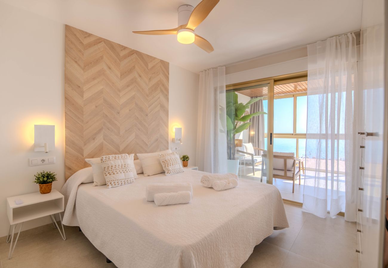 Appartamento a Playa de Gandía - Lussuosa e bella proprietà sulla spiaggia con tre camere da letto - Affitto solo per famiglie