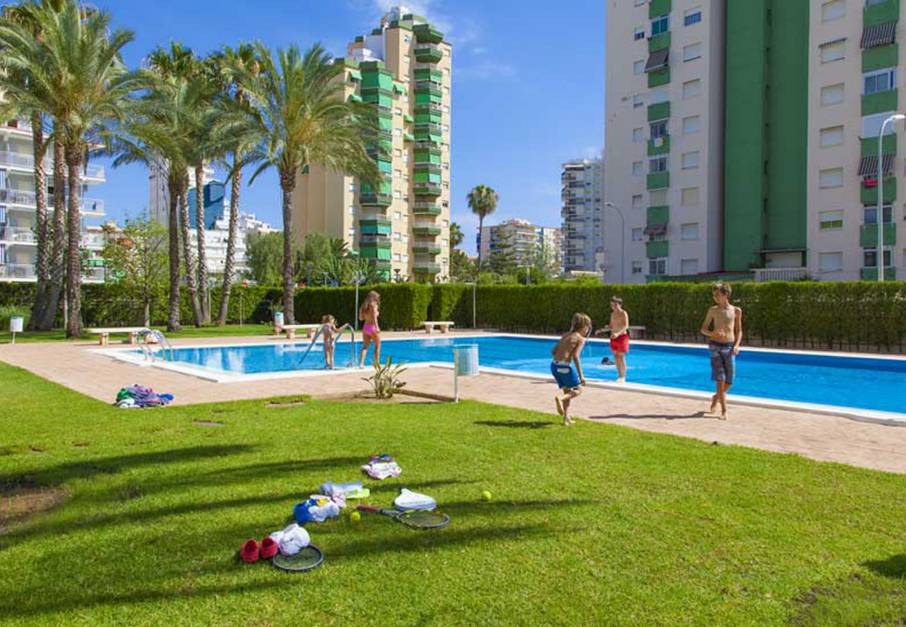 Appartamento a Playa de Gandía -  Grazioso appartamento familiare vicino alla spiaggia. Piscina / Wifi