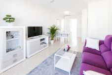 Appartamento a Playa de Gandía - Bella proprietà con 2 camere da letto. Pool. Wifi
