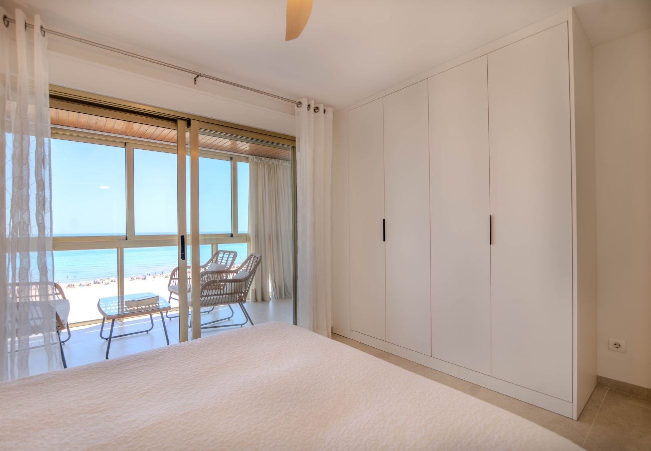 Appartamento a Playa de Gandía - Appartamento Vista panoramica sul mare. Lussuosamente rinnovato AG BERMUDAS 7A PREMIUM - Affitto solo per famiglie