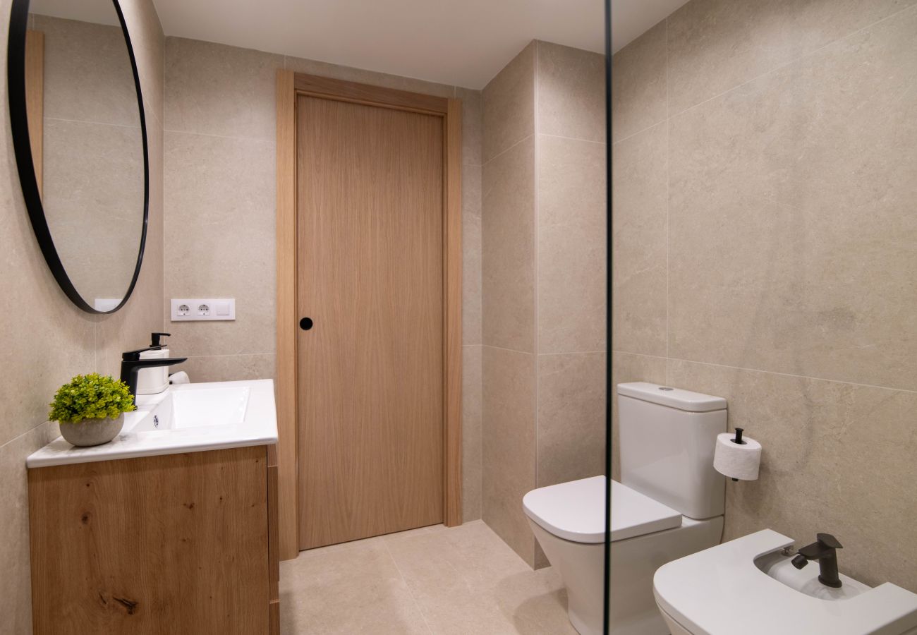 Appartamento a Playa de Gandía - Appartamento Vista panoramica sul mare. Lussuosamente rinnovato AG BERMUDAS 7A PREMIUM - Affitto solo per famiglie