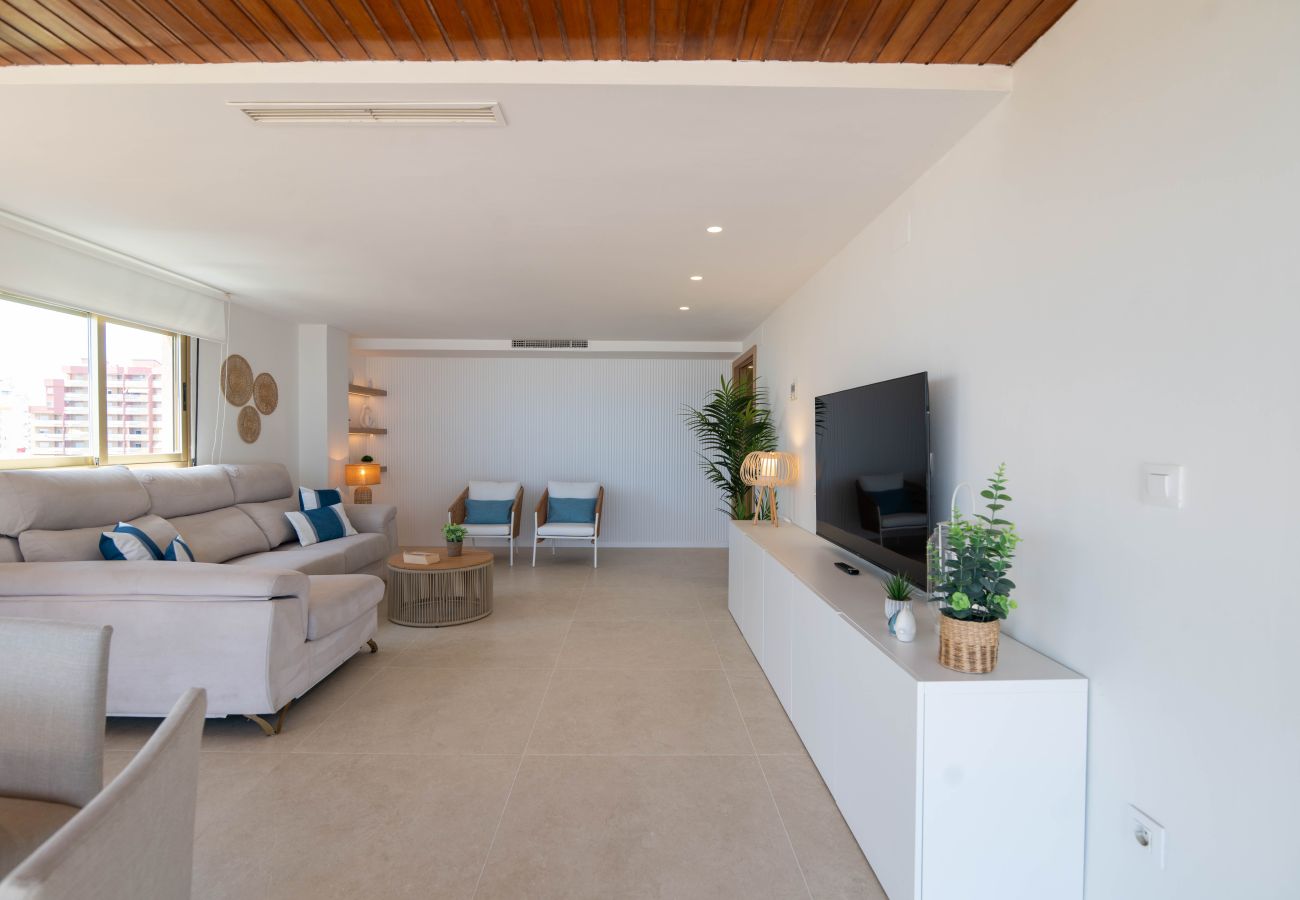 Appartamento a Playa de Gandía - Appartamento Vista panoramica sul mare. Lussuosamente rinnovato AG BERMUDAS 7A PREMIUM - Affitto solo per famiglie