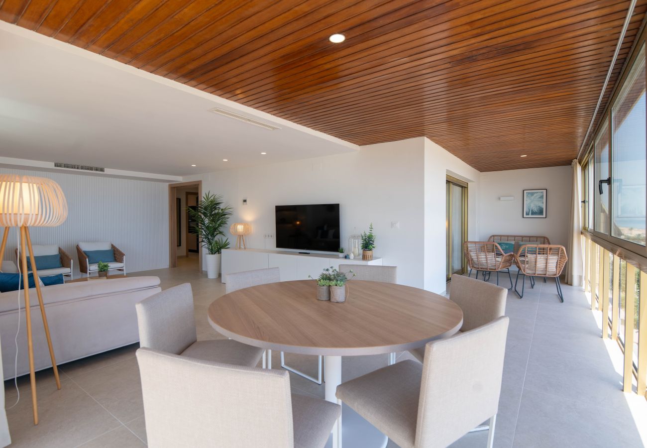 Appartamento a Playa de Gandía - Appartamento Vista panoramica sul mare. Lussuosamente rinnovato AG BERMUDAS 7A PREMIUM - Affitto solo per famiglie