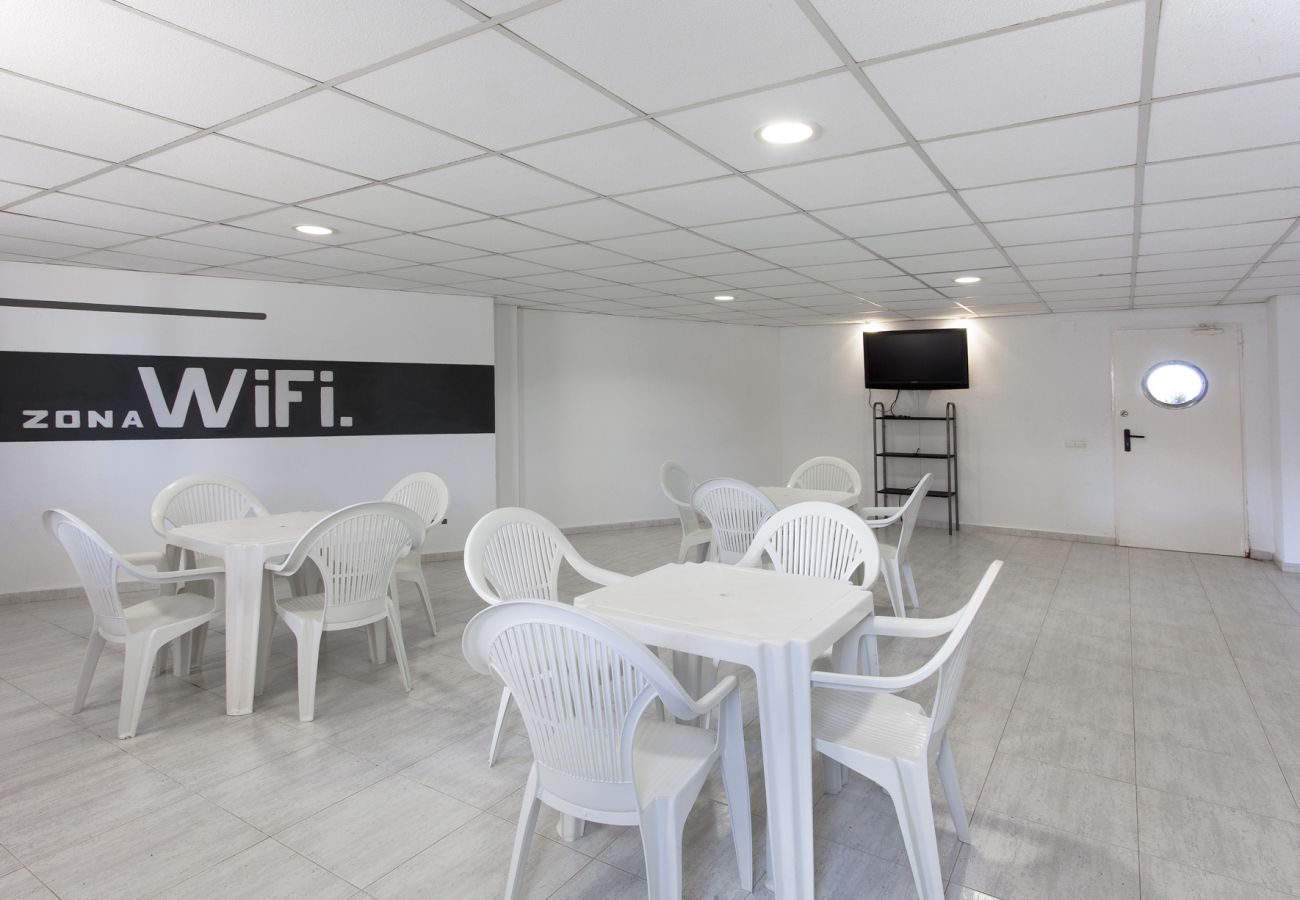 Appartamento a Playa de Gandía - Appartamento con vista sul mare con WiFi gratuito, TV HD. Favoloso!