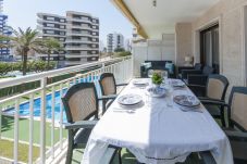 Appartamento a Playa de Gandía - Appartamento con vista sul mare situato a pochi passi dalla spiaggia. Decorazione elegante!