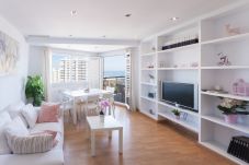 Appartamento a Playa de Gandía - Appartamento con vista sul mare situato a pochi passi dalla spiaggia. Wifi gratuito
