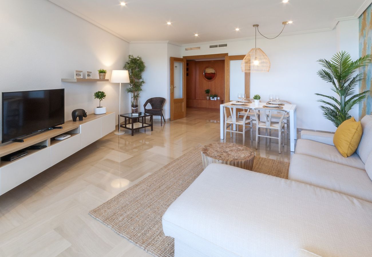 Appartamento a Playa de Gandía -  Appartamento con vista mare a pochi passi dalla spiaggia. Decorazione moderna!