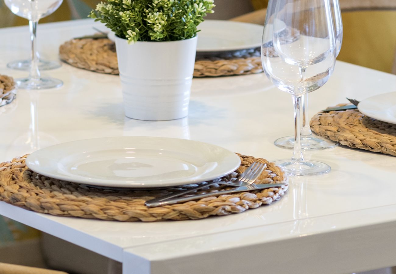 Appartamento a Playa de Gandía -  Appartamento con vista mare a pochi passi dalla spiaggia. Decorazione moderna!